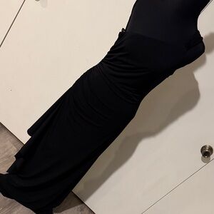 Laundry By Shelli Segal Black One Shoulder Evening Dress